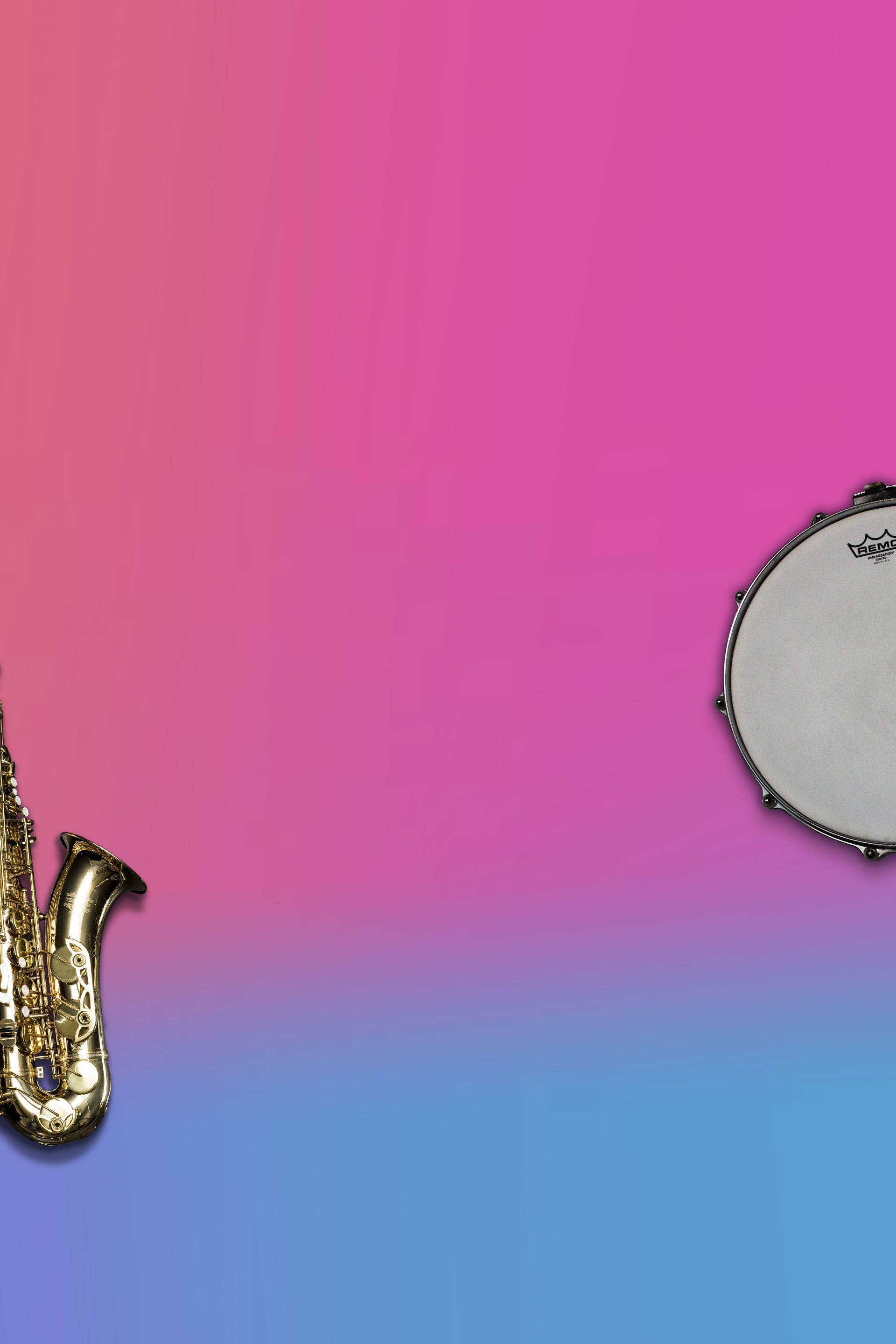 imatge amb saxo i bateria